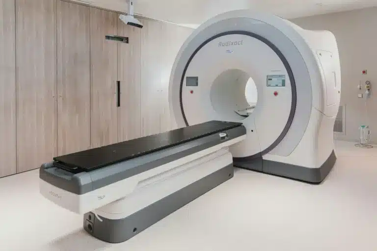 Computertomograph (CT) als Symbolbild für Kunststoffbauteile in der Medizintechnik.